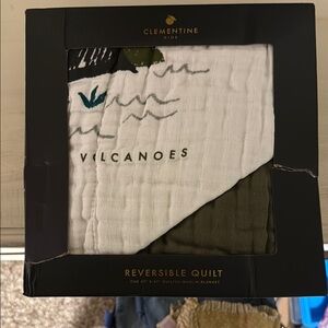 White and Green Quilted Bedding Set